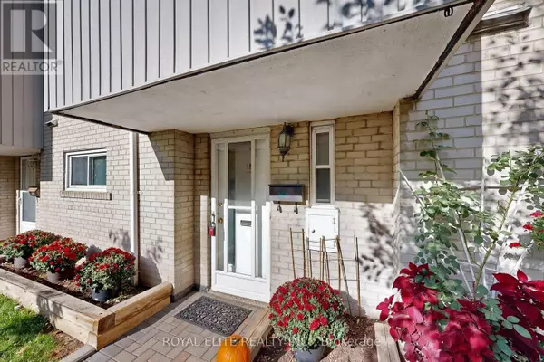 Toronto (don Valley Village), ON M2J2C5,9 Esterbrooke AVE #151