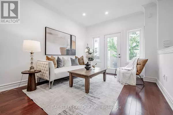 Toronto (willowdale East), ON M2N7A6,35 WILLIAM POOLE WAY