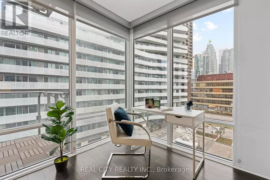 29 Queens Quay East #626, Toronto (waterfront Communities), ON M5E0A4