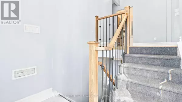 Toronto (parkwoods-donalda), ON M3A2B1,108 LYNEDOCK CRESCENT