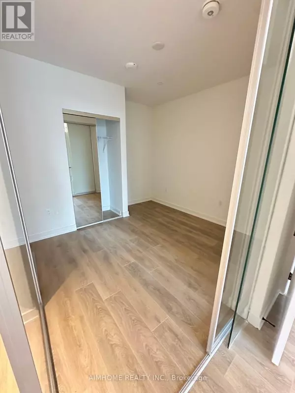 Toronto (mount Pleasant East), ON M4P1V4,117 Broadway AVE #610