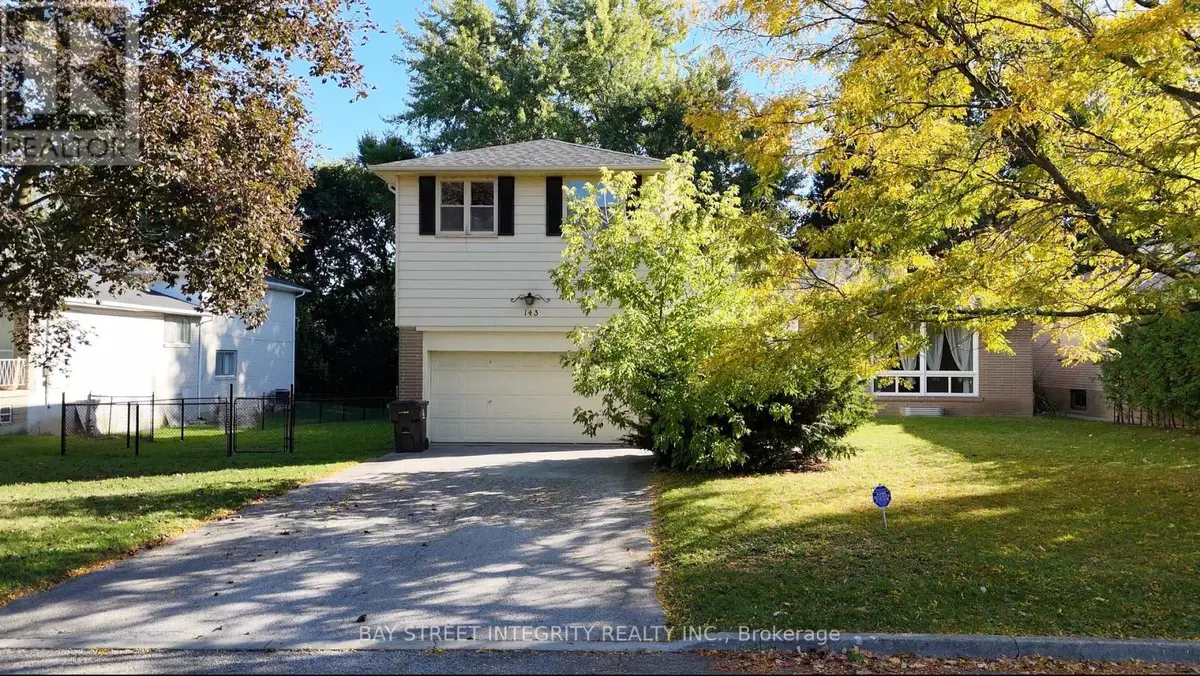 Toronto (st. Andrew-windfields), ON M2P1C9,143 MUNRO BOULEVARD