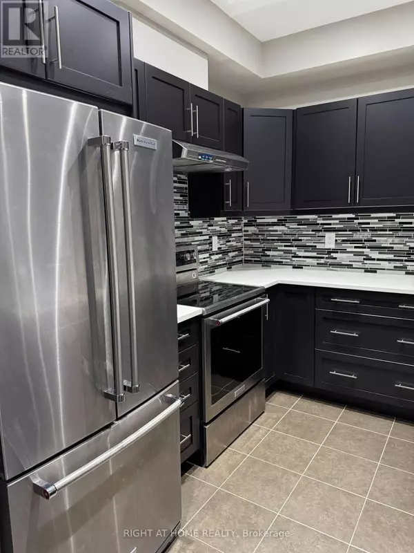 Toronto (newtonbrook West), ON M2M0B4,37 Drewry AVE #19