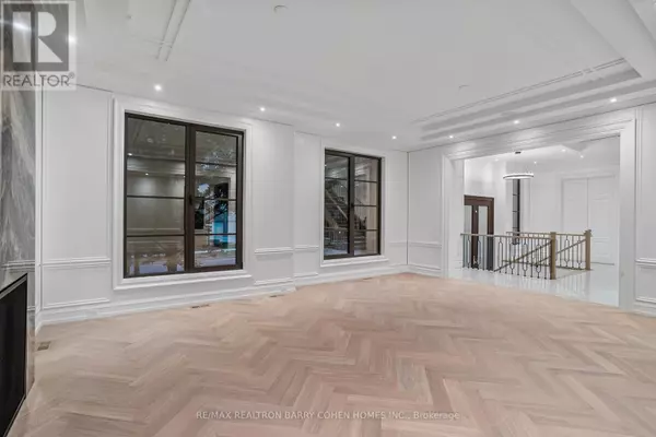 Toronto (banbury-don Mills), ON M3B3B1,27 PENWOOD CRESCENT