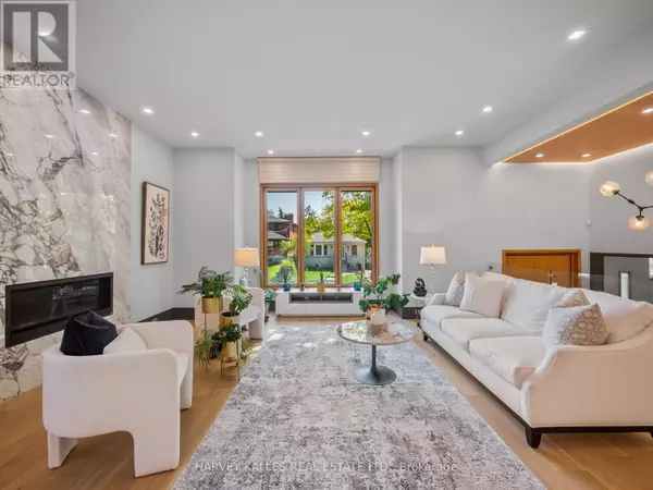 Toronto (lansing-westgate), ON M2N1T2,170 BURNDALE AVENUE