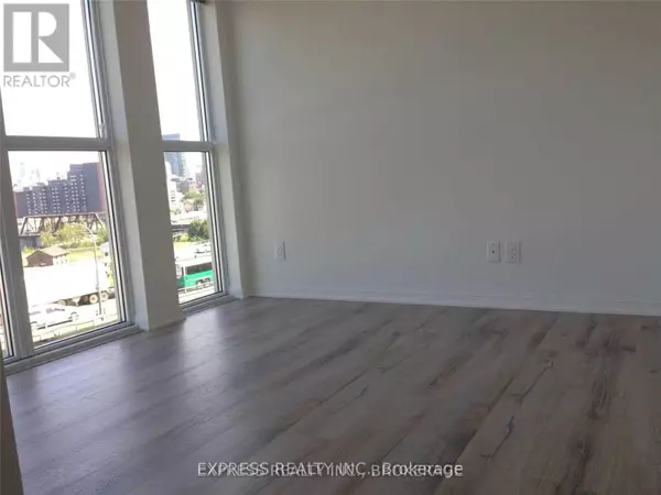 Toronto (niagara), ON M5V0C2,35 Bastion ST #1517