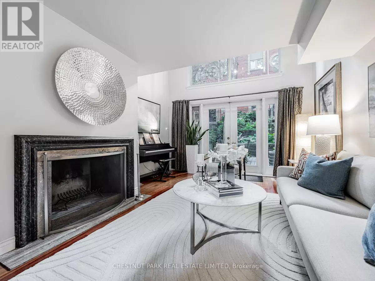 Toronto (moss Park), ON M5A2S1,280 Sherbourne ST #4