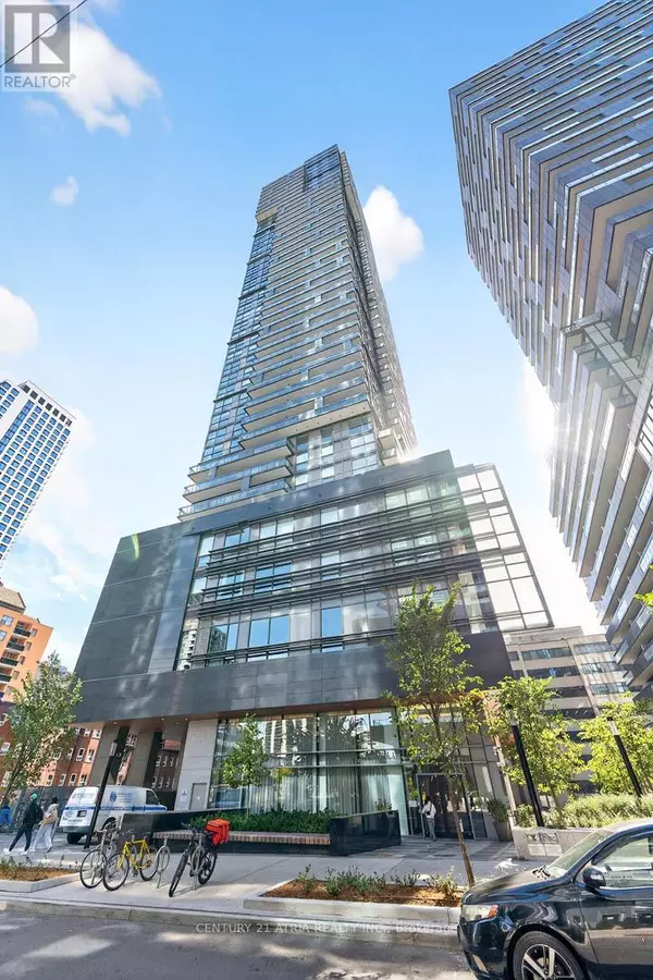 Toronto (mount Pleasant West), ON M4P0G1,39 Roehampton AVE #707