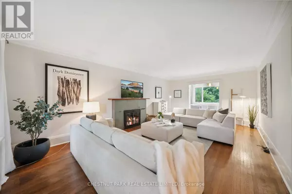 Toronto (lawrence Park South), ON M4R1P6,36 GLENVIEW AVENUE