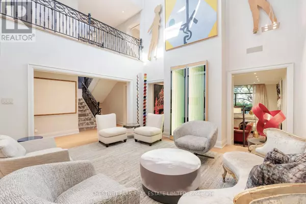 Toronto (yonge-st. Clair), ON M4V2G1,84 ORIOLE ROAD