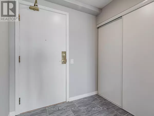Toronto (englemount-lawrence), ON M6A3E8,650 Lawrence AVE West #645