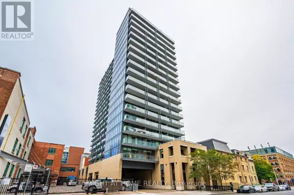 105 George ST #1415, Toronto (moss Park), ON M5A2N4