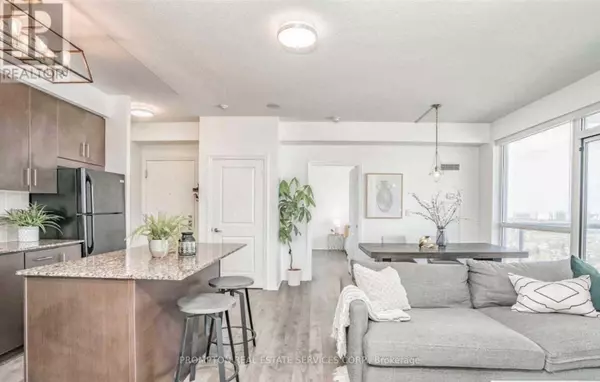 Toronto (henry Farm), ON M2J0A7,30 Heron's Hill WAY #1906