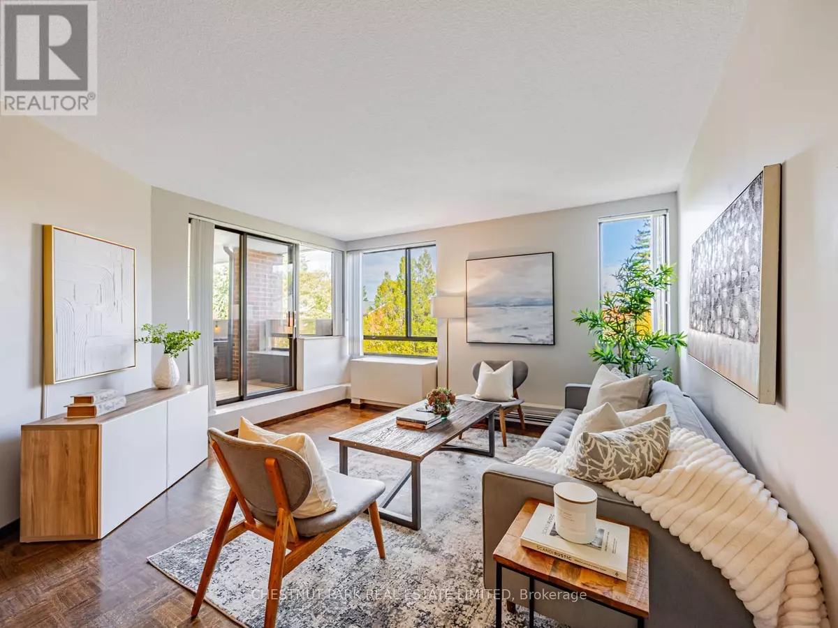 Toronto (bedford Park-nortown), ON M5M4M3,40 Sylvan Valleyway #507