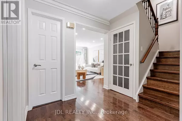 Toronto (st. Andrew-windfields), ON M2L1S4,29 Scenic Mill WAY #217