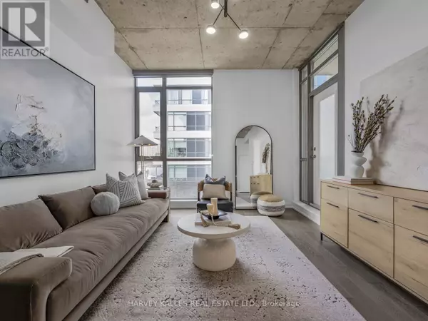 Toronto (little Portugal), ON M6J3K6,8 Gladstone AVE #615