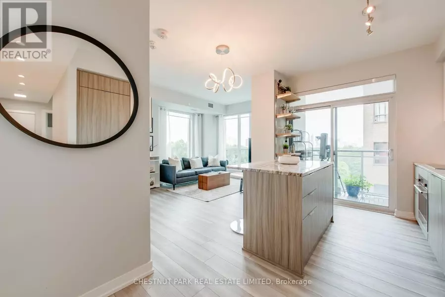 223 St. Clair AVE West #614, Toronto (casa Loma), ON M4V0A5