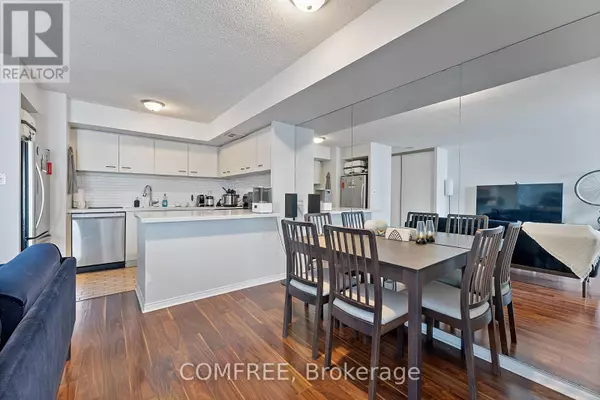 Toronto (waterfront Communities), ON M5E1W5,25 The Esplanade #1519