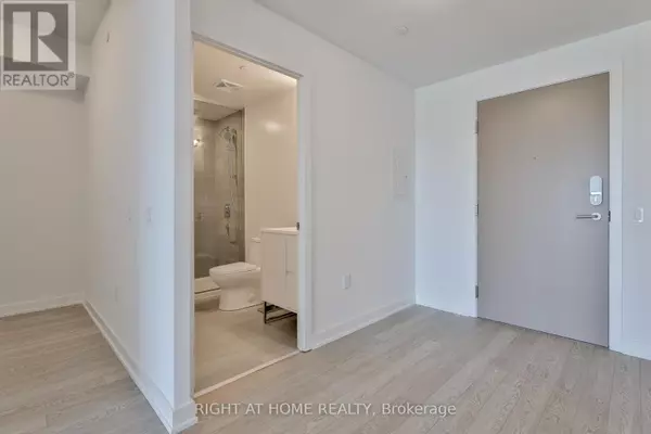 Toronto (banbury-don Mills), ON M3C0S6,1 KYLE LOWRY RD RD #517