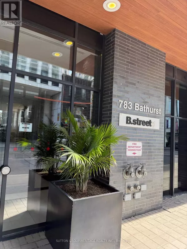 783 Bathurst ST #814, Toronto (university), ON M5A0A8