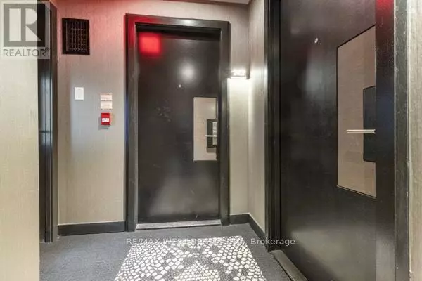 Toronto (bay Street Corridor), ON M5S0A6,65 St. Mary ST #2401