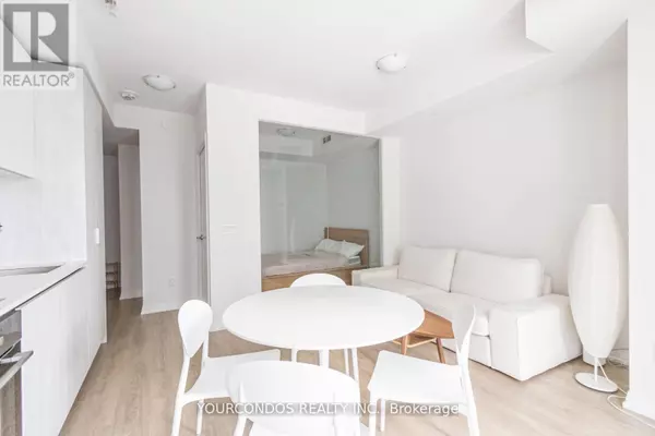 Toronto (waterfront Communities), ON M5V0W6,8 Widmer ST #2911