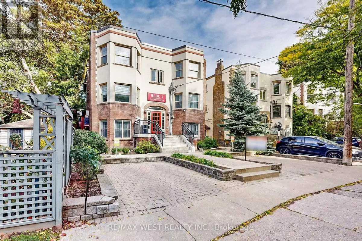 Toronto (humewood-cedarvale), ON M6C1C9,BUILDING 1 UNIT 5 - 9 HUMEWOOD COURT