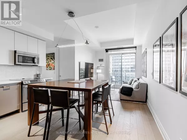 Toronto (yonge-eglinton), ON M5P0A3,60 Berwick AVE #LPH01