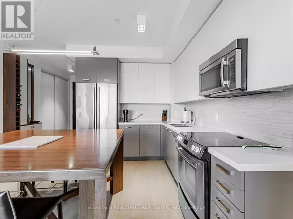 Toronto (yonge-eglinton), ON M5P0A3,60 Berwick AVE #LPH01