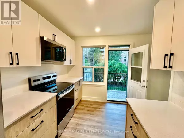 Toronto (banbury-don Mills), ON M3B1B9,11 Wingreen CT #6