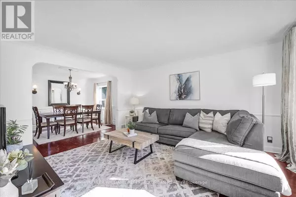 Toronto (lansing-westgate), ON M2N2L9,17 GWENDOLEN CRESCENT