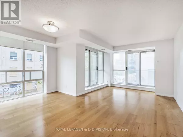 Toronto (niagara), ON M5V3W4,18 Stafford ST #305