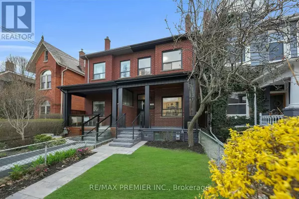 Toronto (trinity-bellwoods), ON M6J2V9,388 CRAWFORD STREET