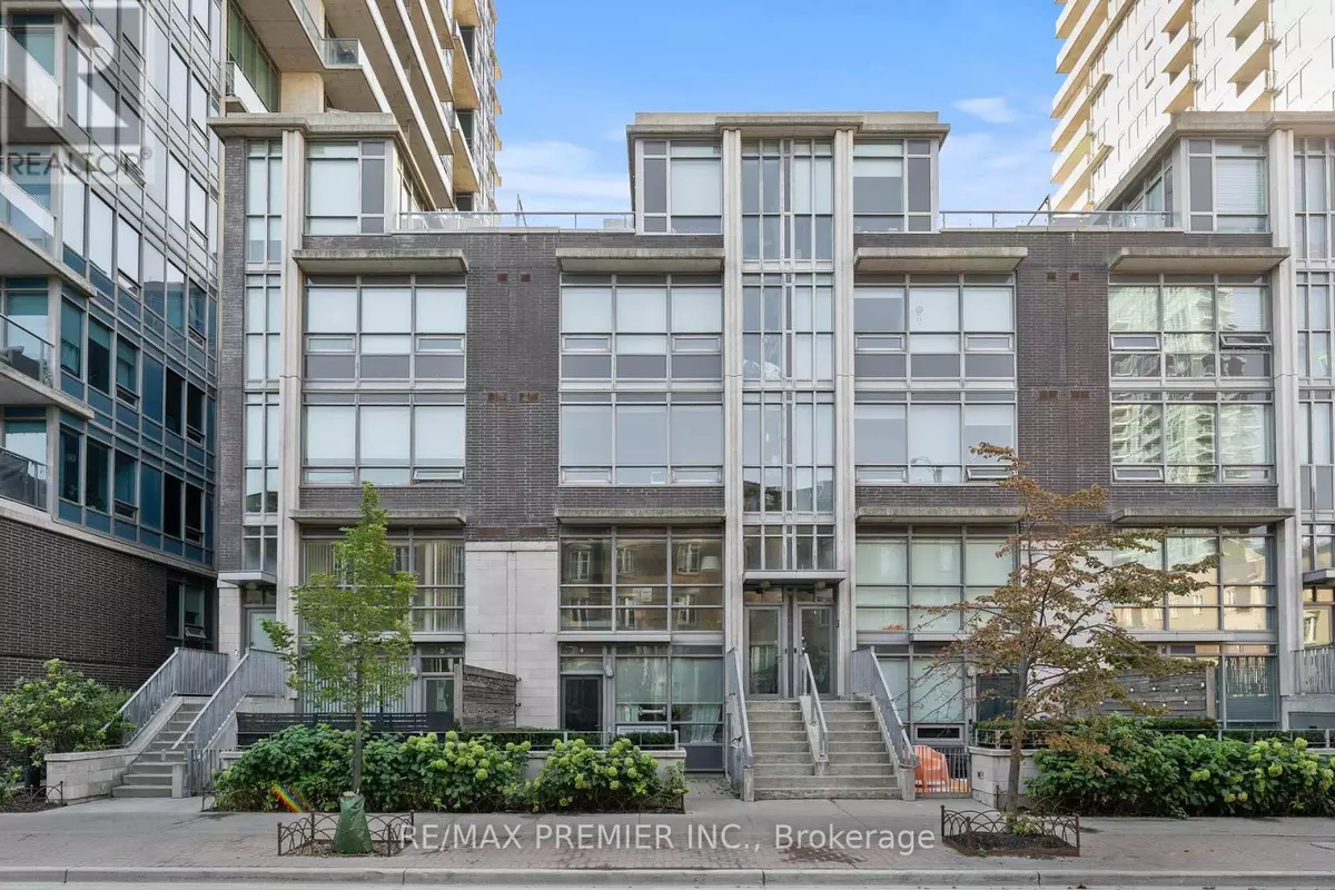 Toronto (niagara), ON M6K3P5,57 East Liberty ST #TH13