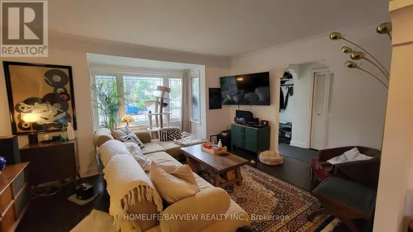 Toronto (lansing-westgate), ON M2N1C7,170 FRANKLIN AVENUE