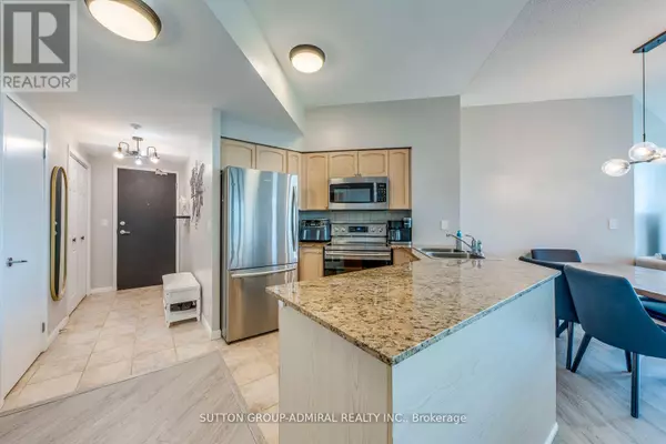 Toronto (niagara), ON M5V1B1,219 Fort York BLVD #709