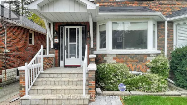 Toronto (lawrence Park North), ON M5M1T1,280 FAIRLAWN AVENUE