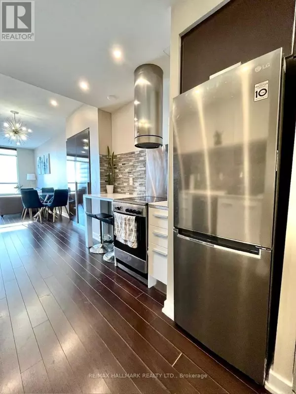Toronto (waterfront Communities), ON M5V2V6,38 Dan Leckie WAY #710