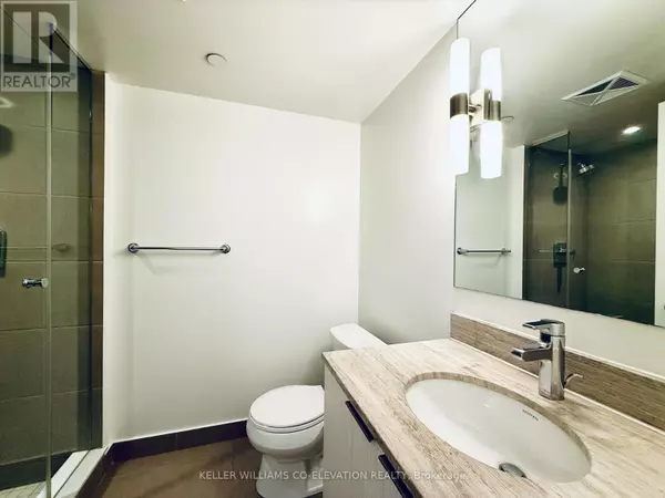 Toronto (bay Street Corridor), ON M4Y0E5,31 Phipps ST #R603