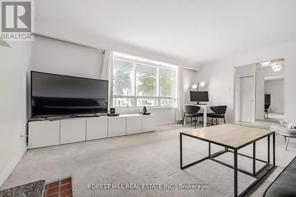 Toronto (bayview Village), ON M2K1H4,11 Greenbriar RD #MAIN