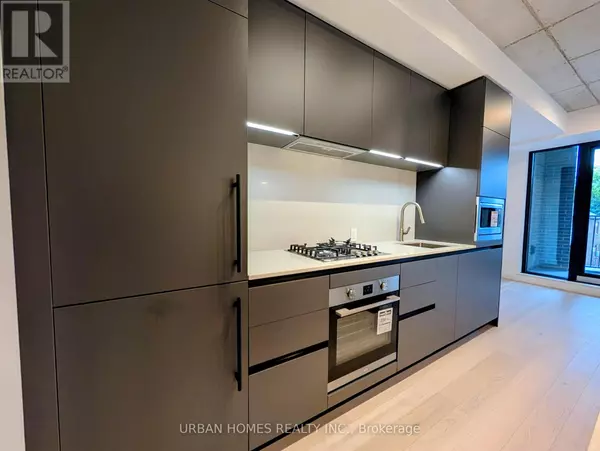 Toronto (mount Pleasant East), ON M4G3C4,1720 Bayview AVE #202