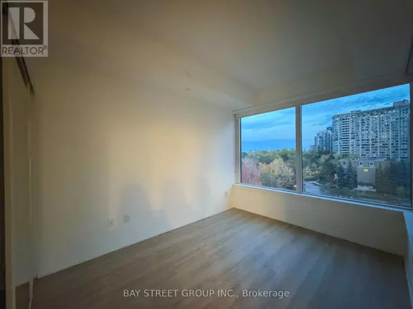 Toronto (willowdale West), ON M2N0L2,75 Canterbury PL #812