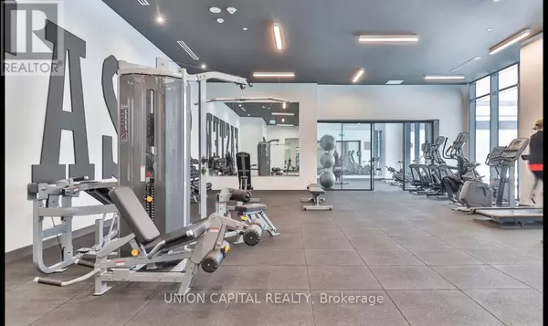 Toronto (banbury-don Mills), ON M3C0R2,20 O'Neill RD #225