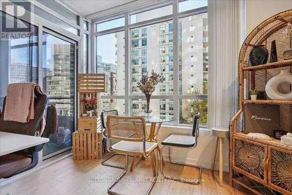 Toronto (waterfront Communities), ON M5V2V6,38 Dan Leckie WAY #515