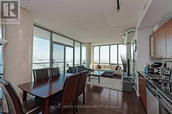 Toronto (waterfront Communities), ON M5A3R3,33 Mill ST #2504