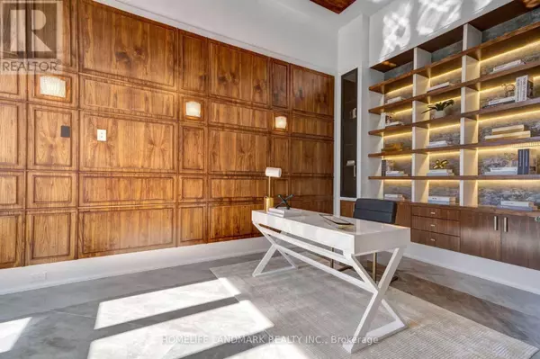 Toronto (willowdale East), ON M2N4K4,120 BYNG AVENUE