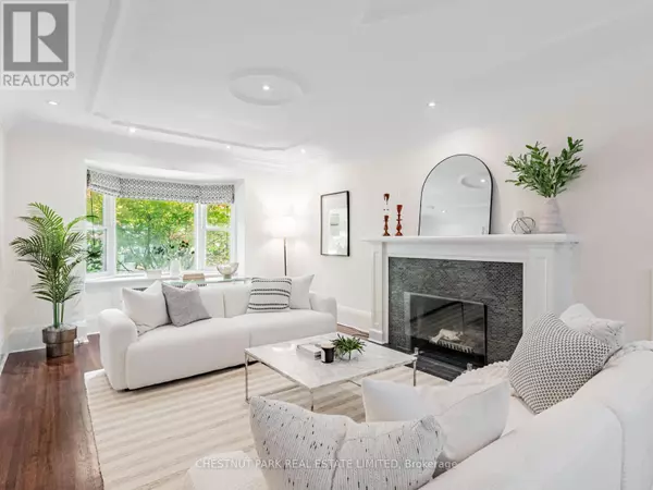 Toronto (lawrence Park South), ON M4R1K5,21 CORTLEIGH BOULEVARD