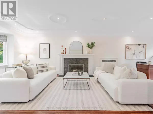 Toronto (lawrence Park South), ON M4R1K5,21 CORTLEIGH BOULEVARD