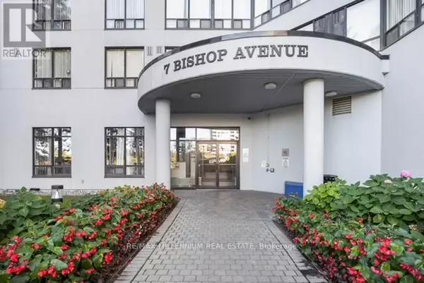 Toronto (newtonbrook East), ON M2M4J4,7 Bishop AVE #312