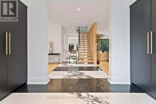 Toronto (rosedale-moore Park), ON M4W2T7,62 MAPLE AVENUE